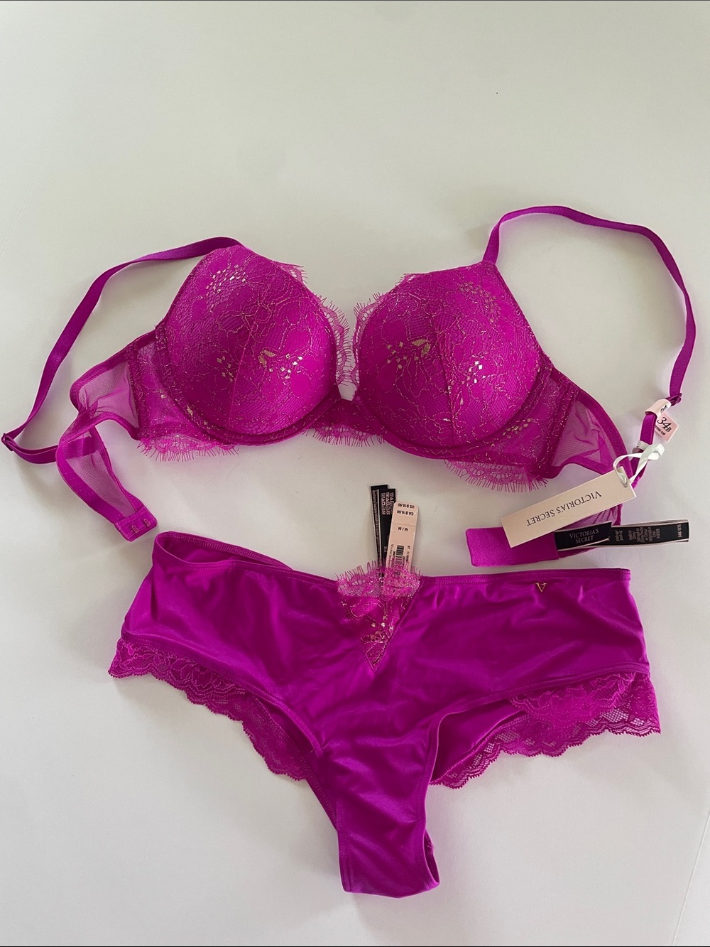 NWT Victoria's Secret Bright Fushia Lace Very SexyPush-Up Bra & Cheeky Panty Set